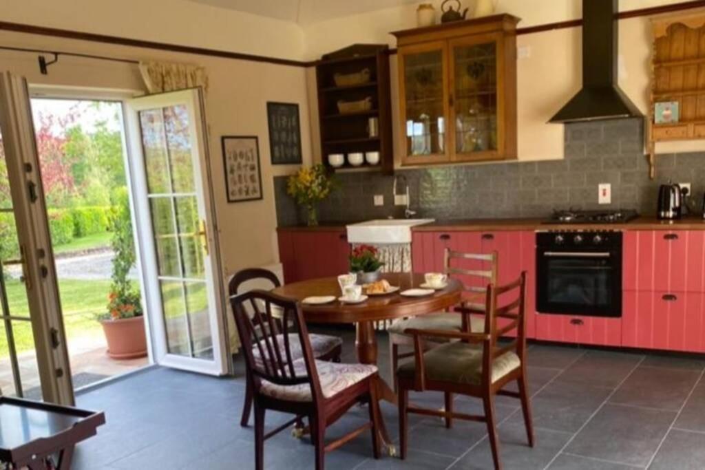 Yellow Heights Accommodation Tinahely Extérieur photo